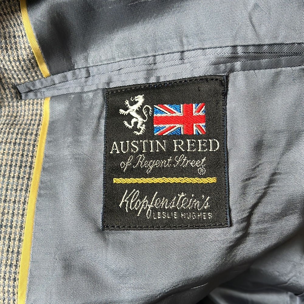 Austin Reed Gray Suit - Picture 9 of 12